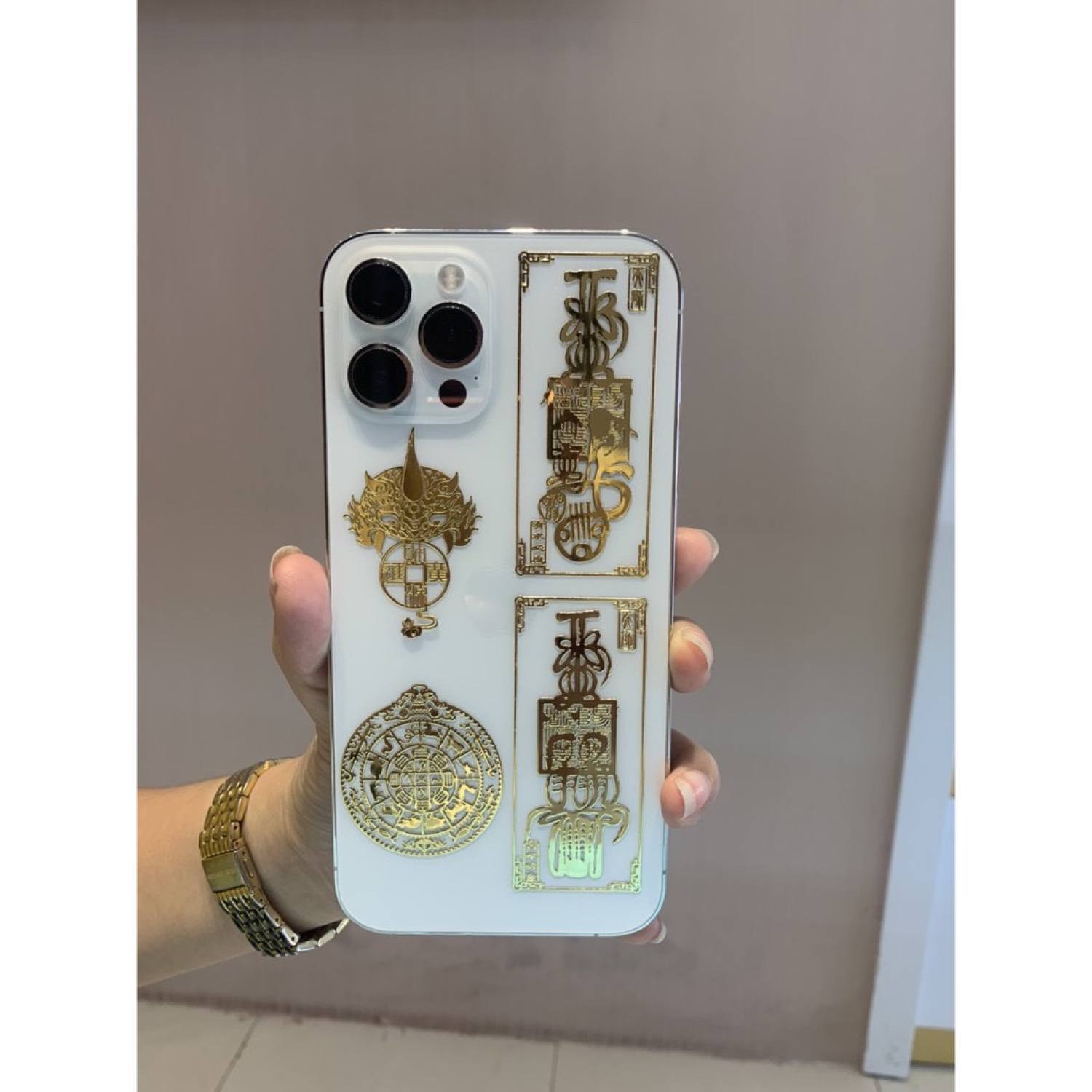 Combo 4 linh phu như hình dán điện thoại
