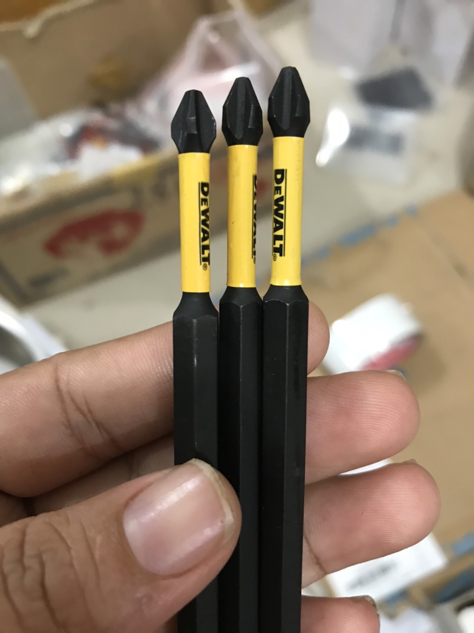 MŨI VÍT DEWALT BÃI MỸ DÀI 15CM