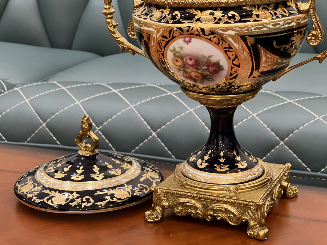 Bình cup sứ bọc đồng Châu Âu BC4792-X