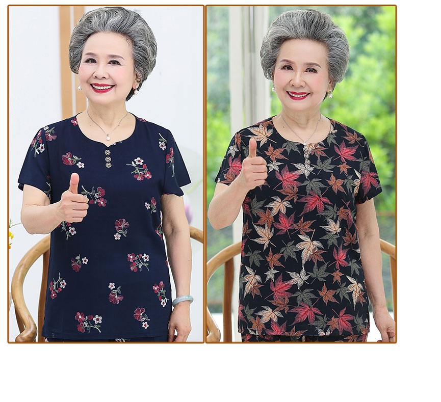 Bộ quần áo cho người già