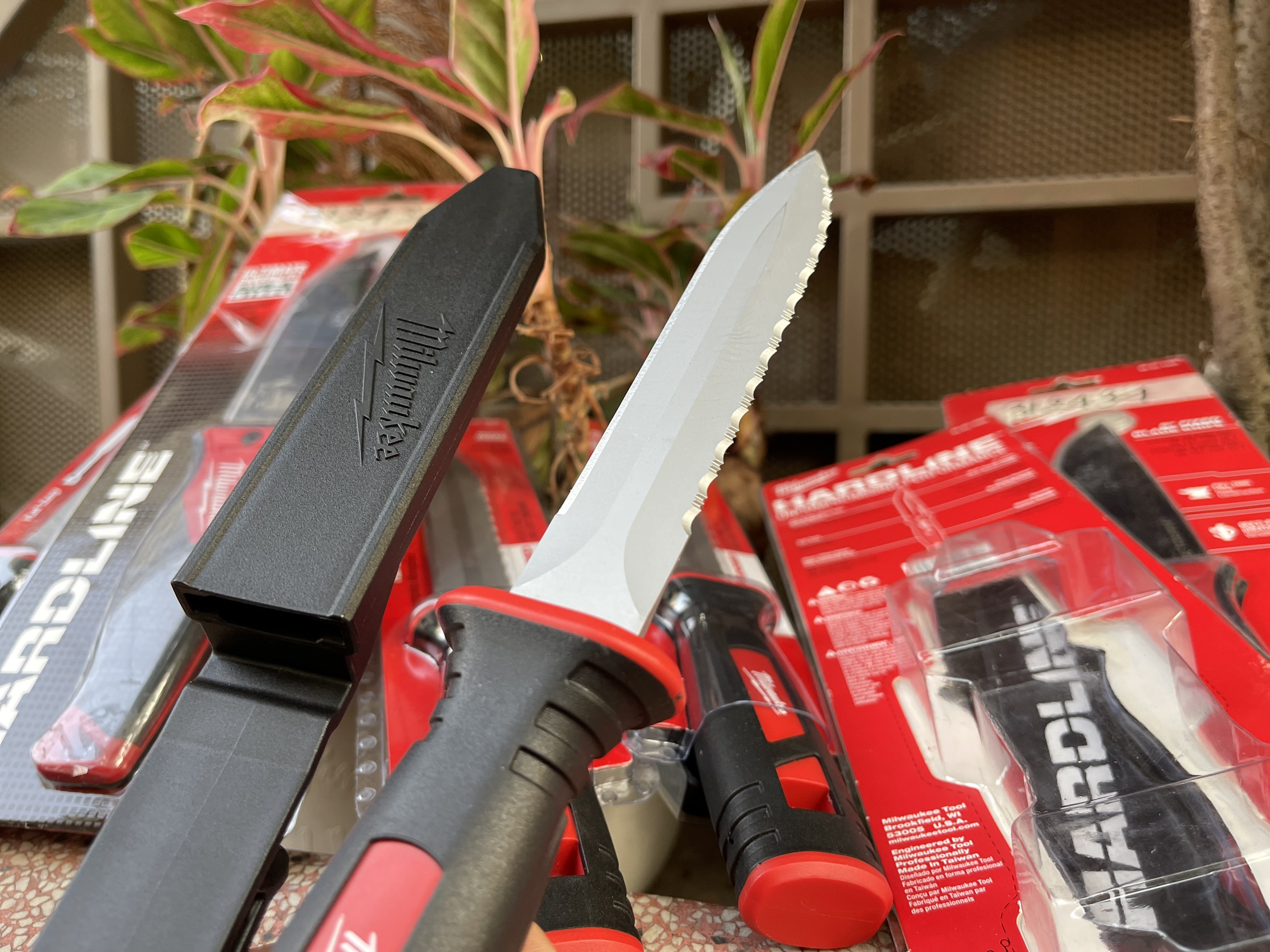 Dao cắt Milwaukee 48-22-1920