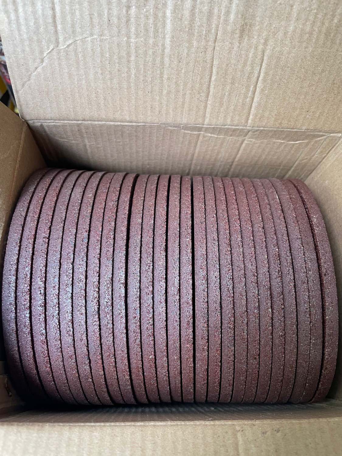 Đá mài sắt lionking màu đỏ 1t5 (150x6x22mm)