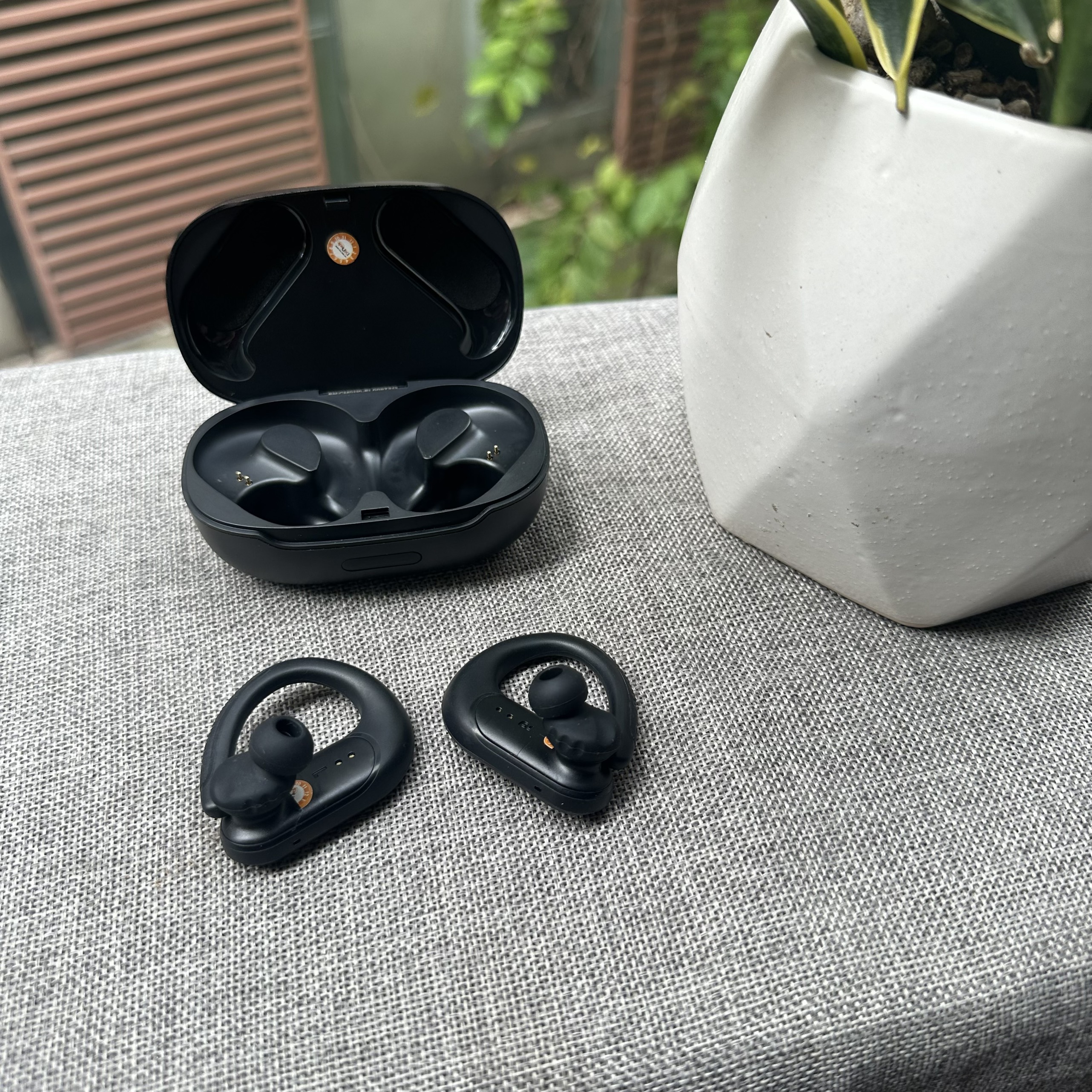 Tai nghe bluetooth JBL peak II