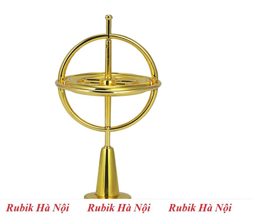 Con Quay Hồi Chuyển