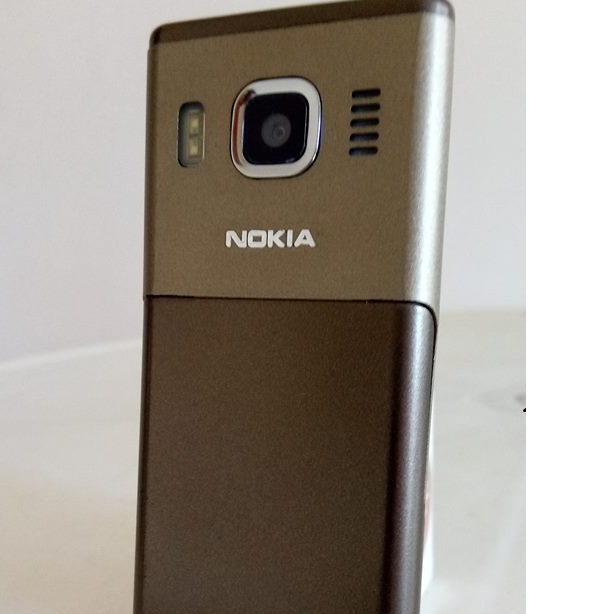 Nokia 6500c  mỏng manh đẹp từng chi tiết.