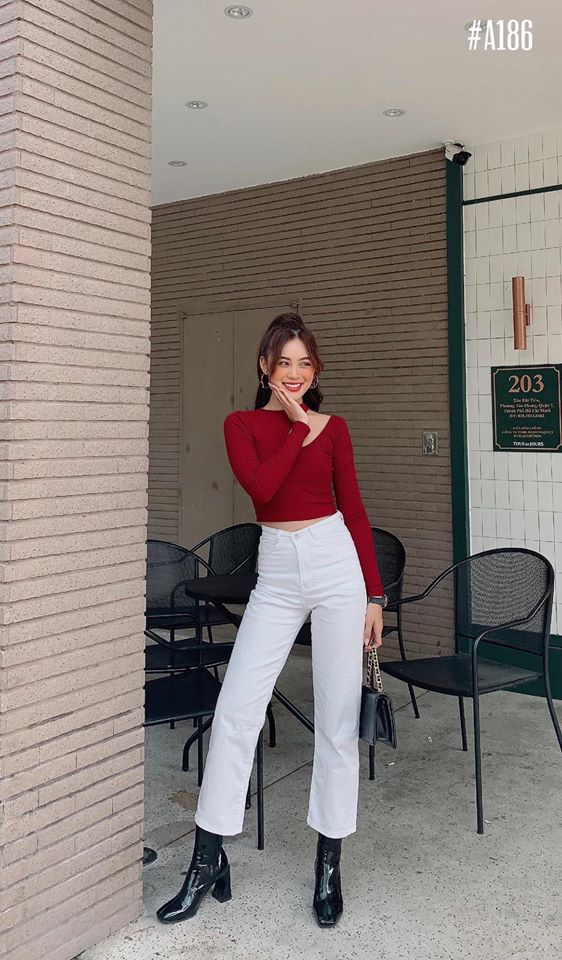 Áo croptop thun gân khoét vai
