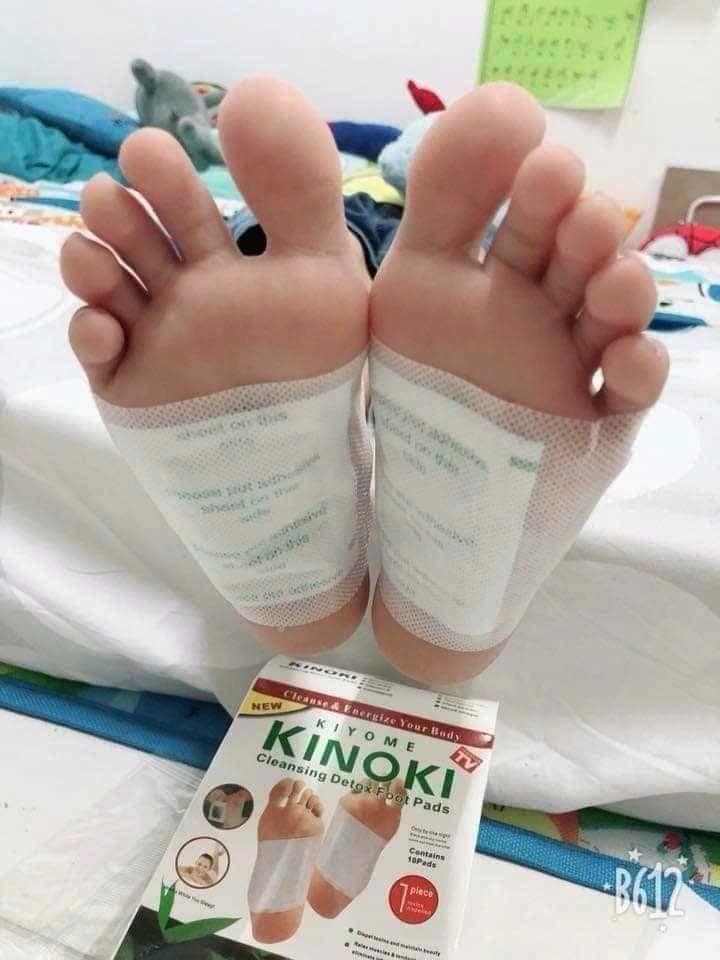 Combo 10 Miếng Dán Thải độc Chân Kinoki