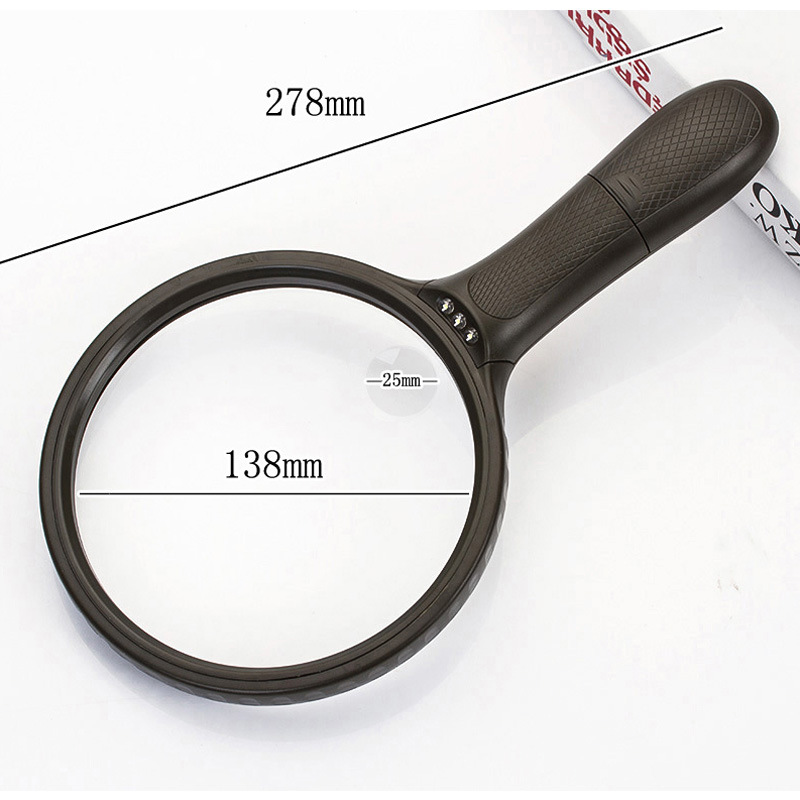 Kính lúp 138mm cầm tay có đèn