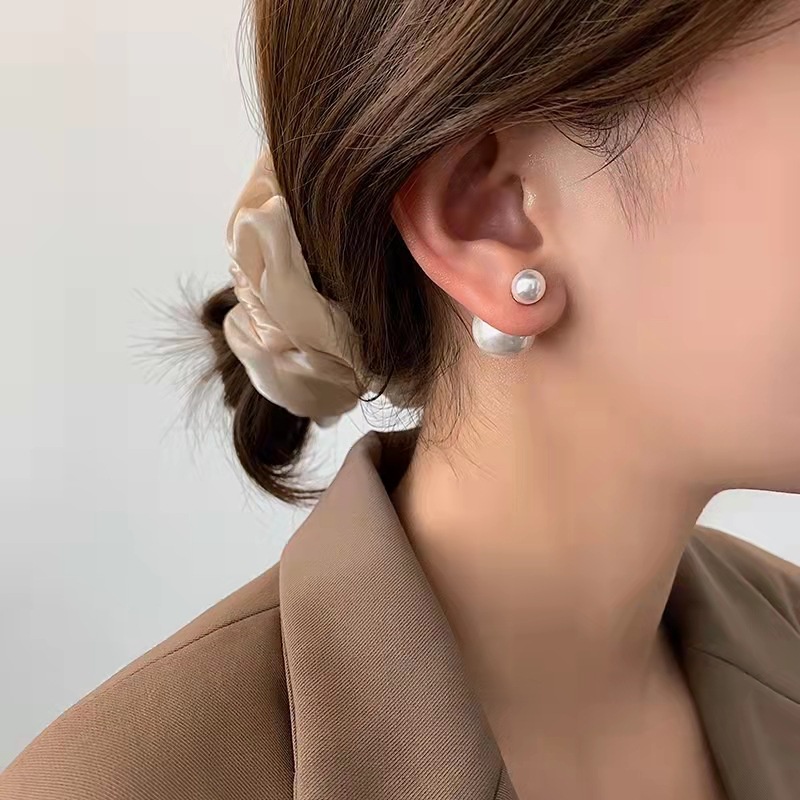 Bông tai nữ chuôi bạc 925 Eleanor Accessories khuyên tai ngọc trai nhân tạo phụ kiện trang sức 3660