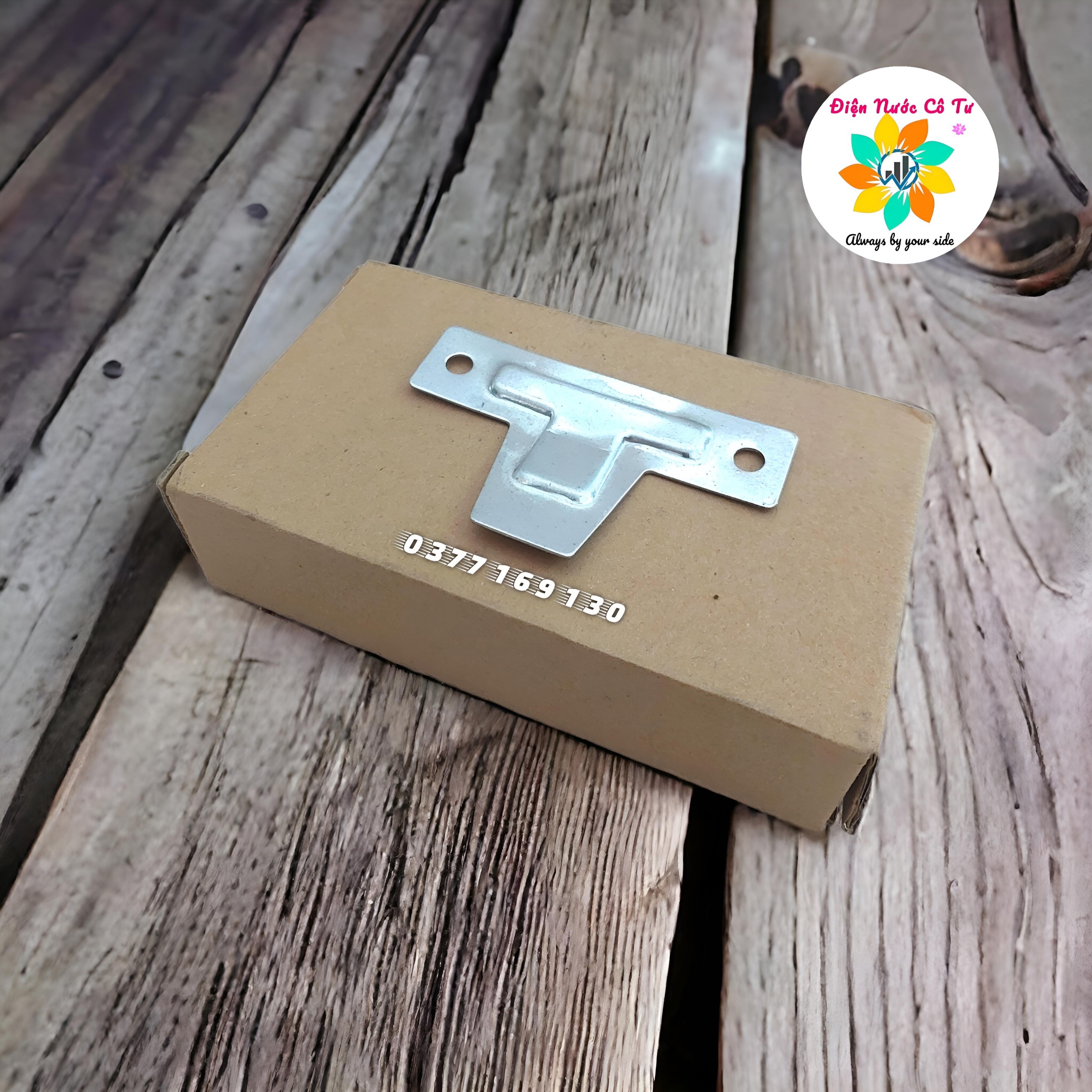 Bát quạt treo trường Senko