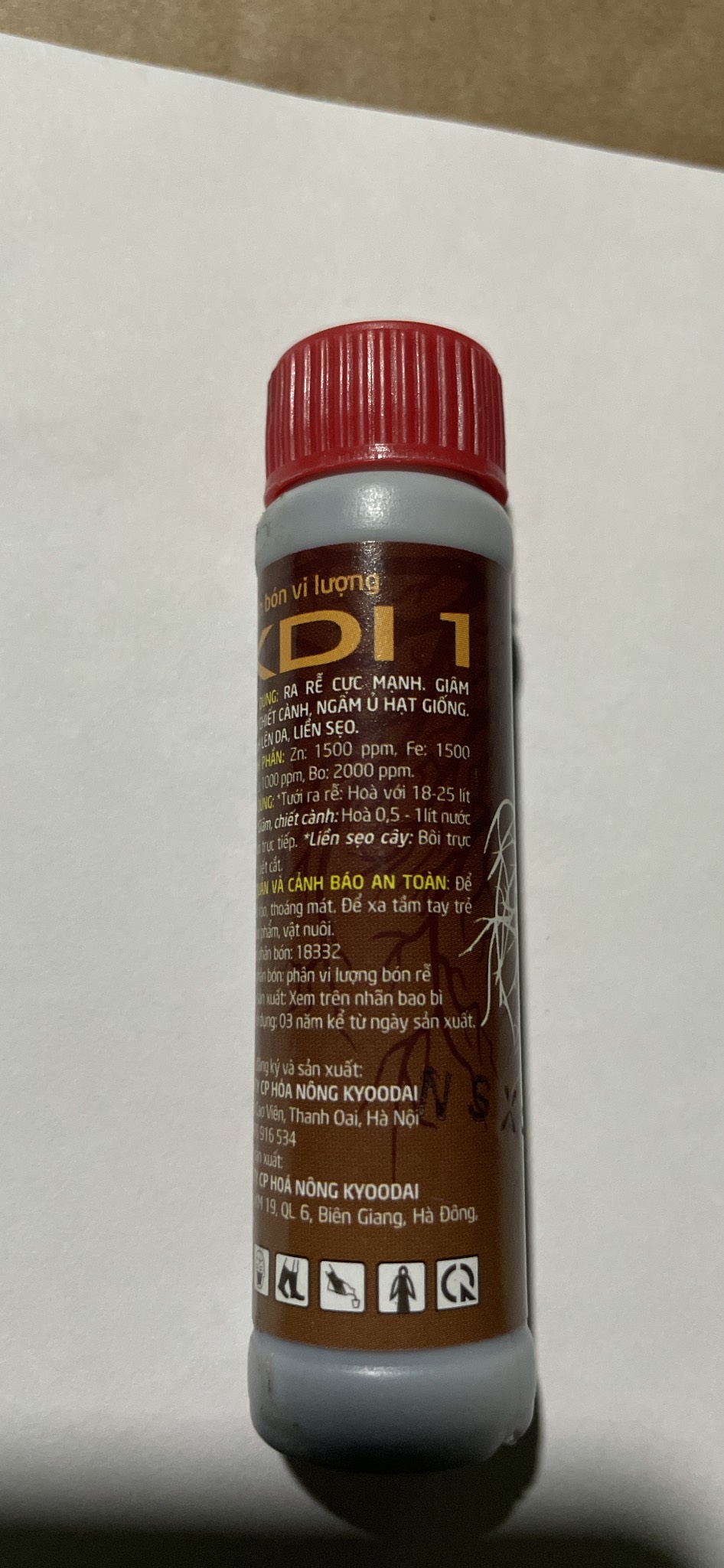 Phân bón kích rễ đậm đặc nhập khẩu Mỹ Roots 1