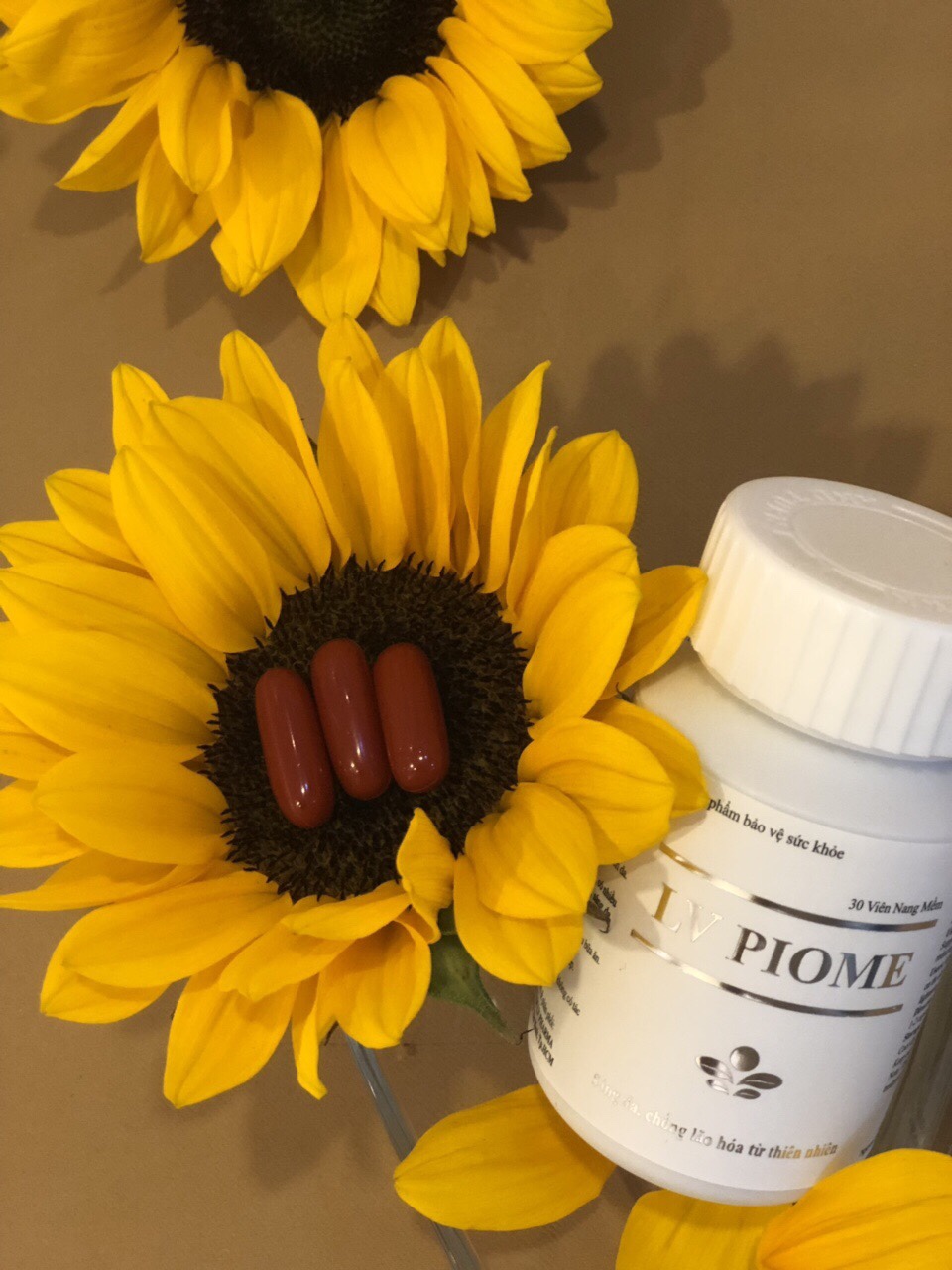 Viên uống trắng da, chống lão hóa LV PIOME