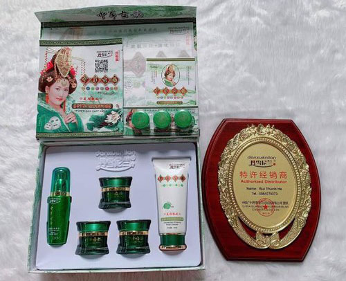 BỘ MỸ PHẨM HOÀNG CUNG XANH