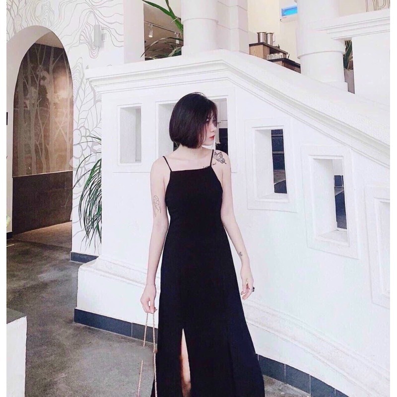 Đầm đen 2 dây xẻ tà