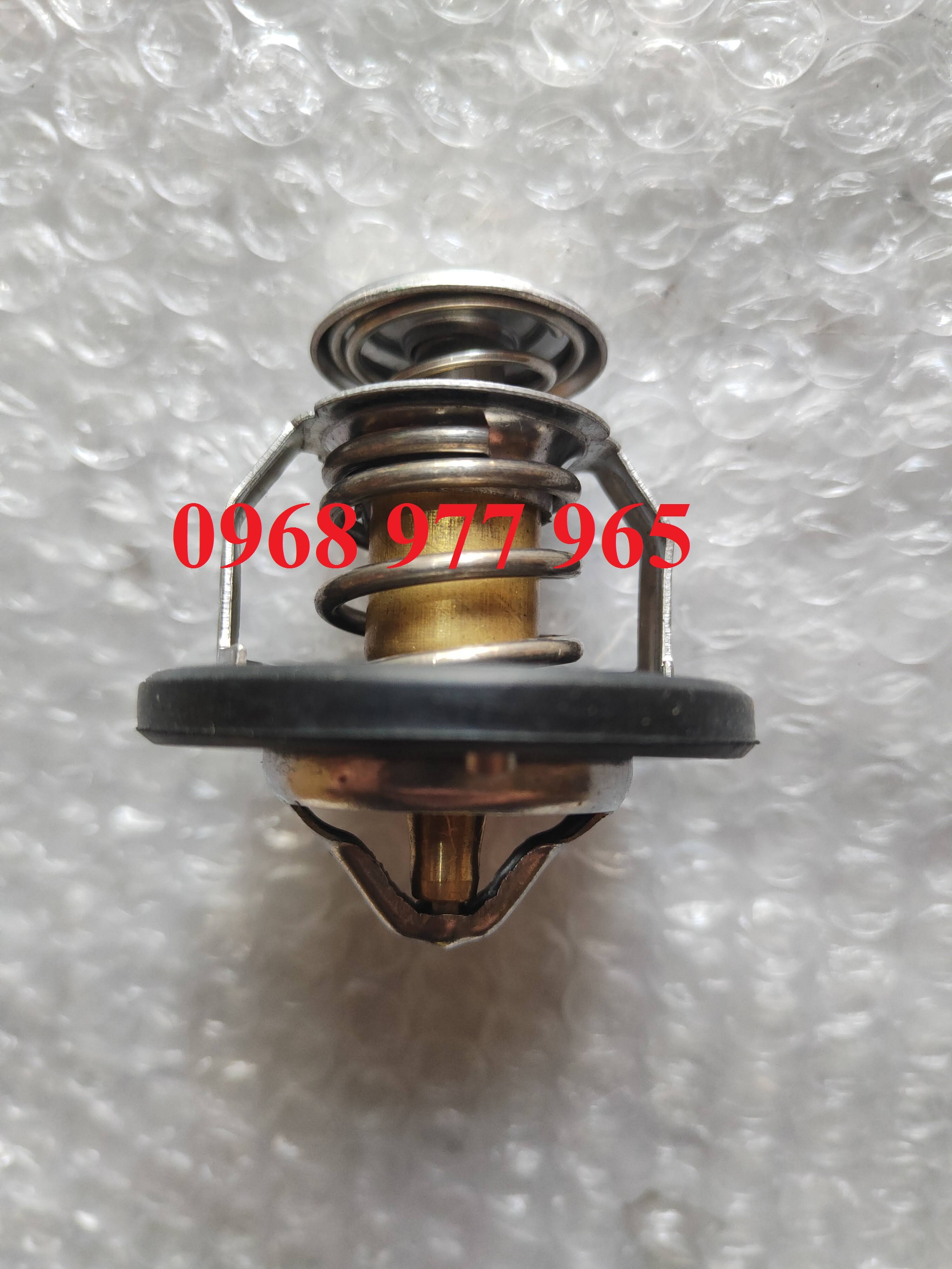 Van hằng nhiệt Mazda 323, Mazda Premacy, Ford Laser