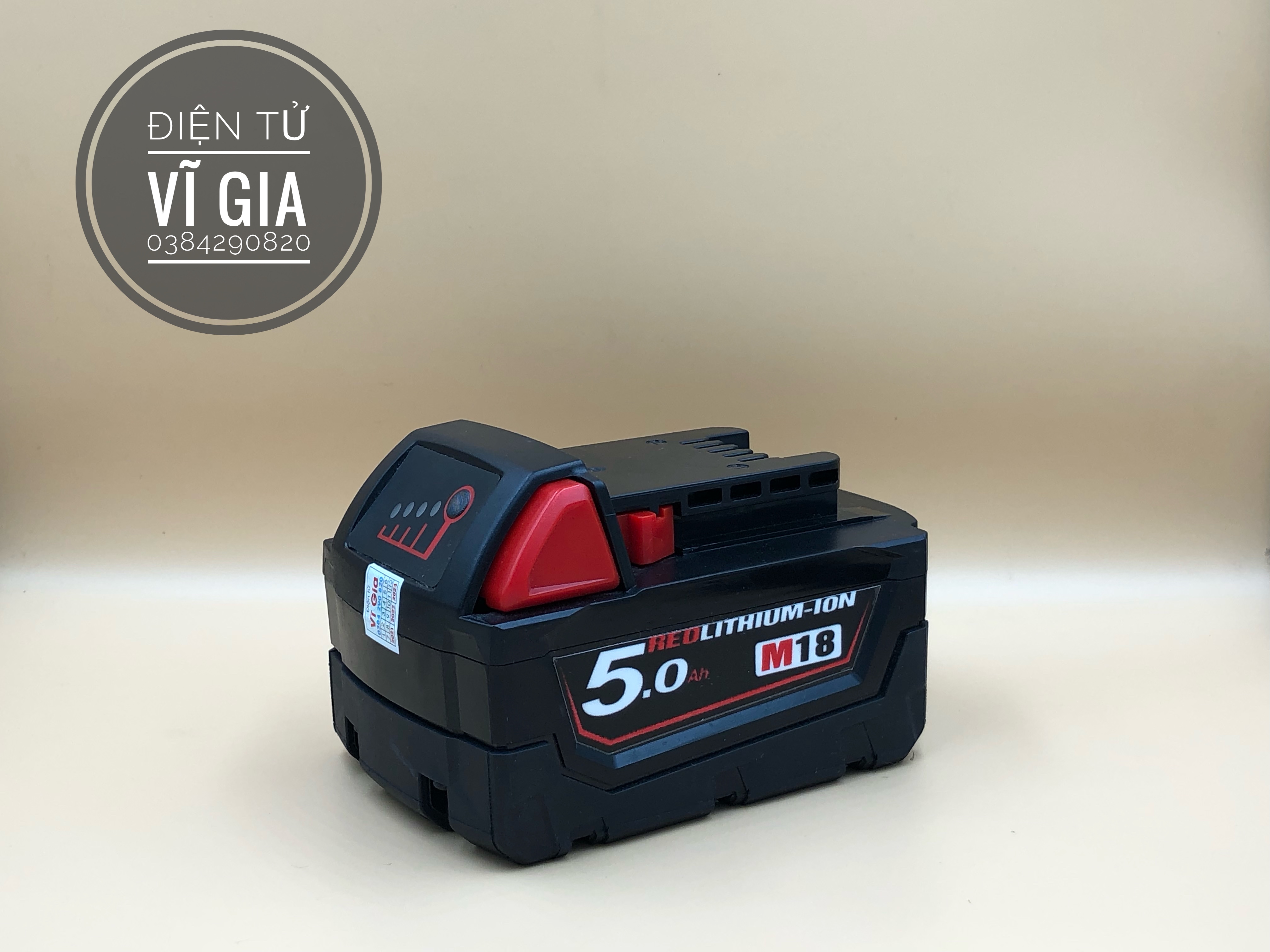 Pin Milwaukee M18 Li-ion  bảo hành 6 tháng