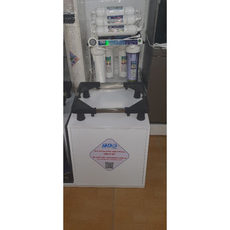 Chân kê máy lọc nước RO gia đình