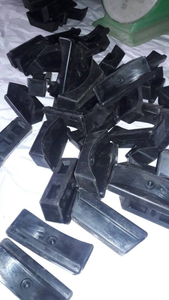 Bát cao su giá để tạ tay - đỡ tạ cao su