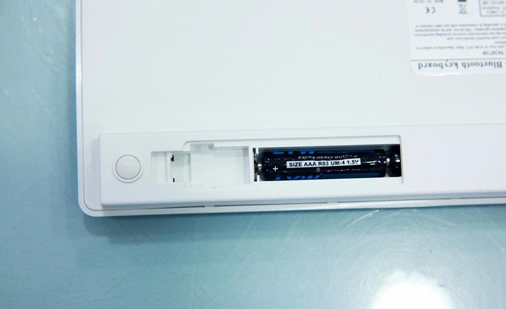 Bàn Phím Bluetooth Mini Cho Điện Thoại, iPad, Máy Tính Cao Cấp