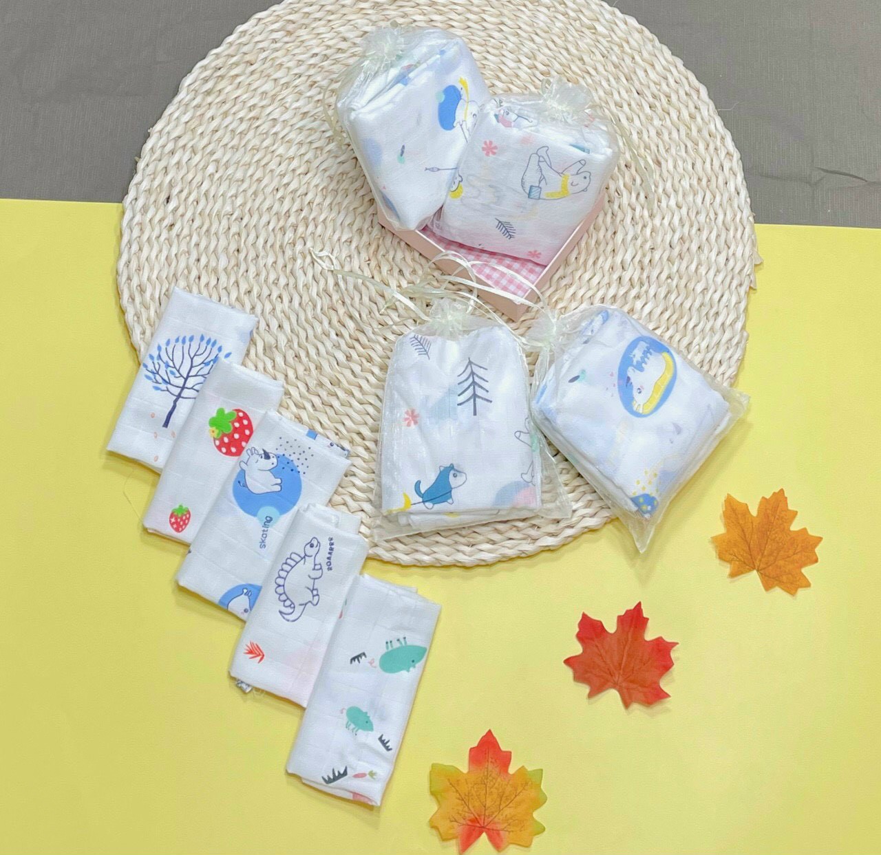 Set 10 khăn sữa aden mềm mịn túi lưới