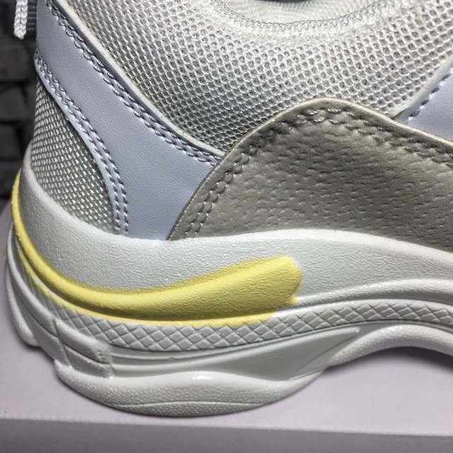 GIÀY SNEAKER TRẮNG VÀNG  NAM NỮ  [ FULL BOX ]