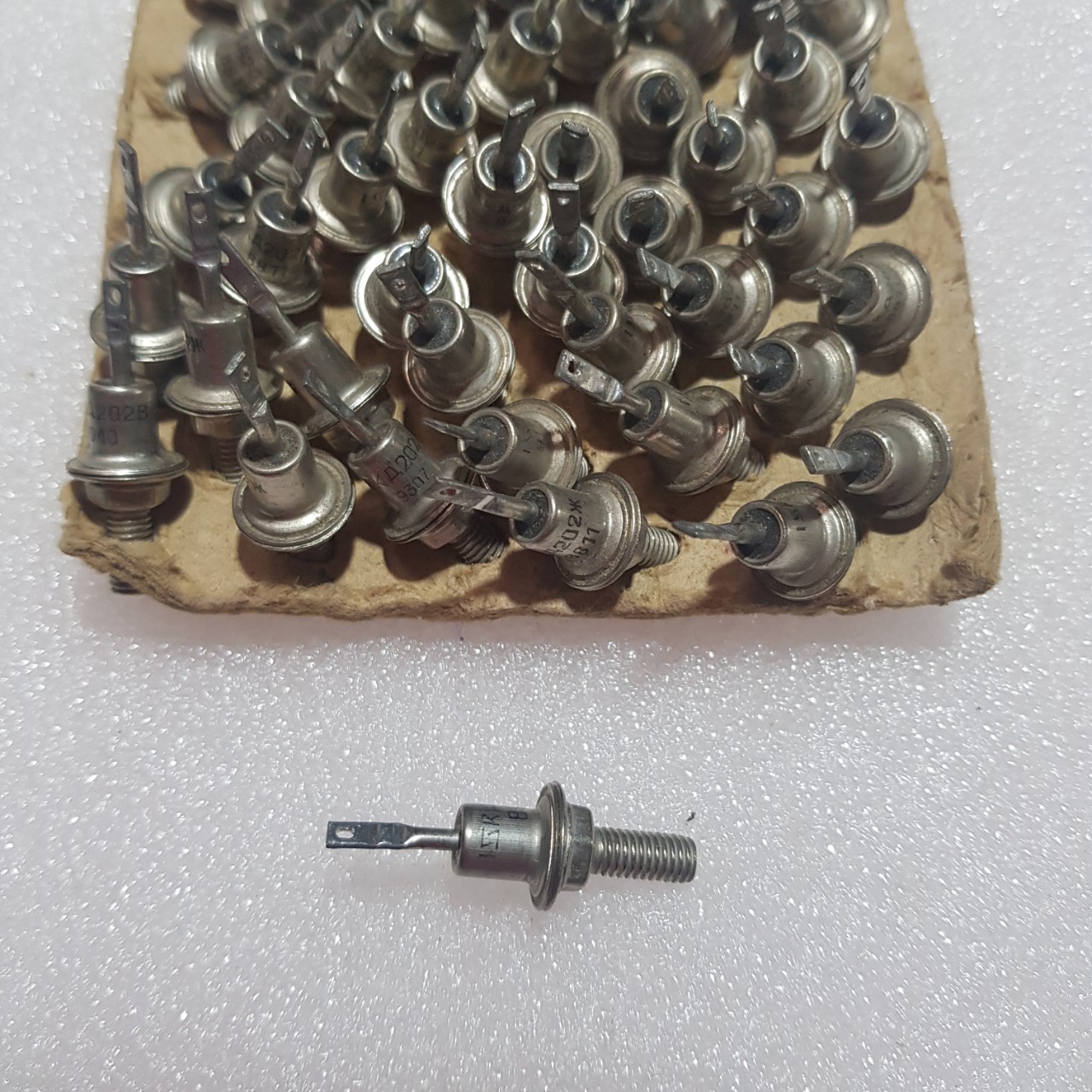 Đi ốt nạp 5A - 10A hàng Liên Xô