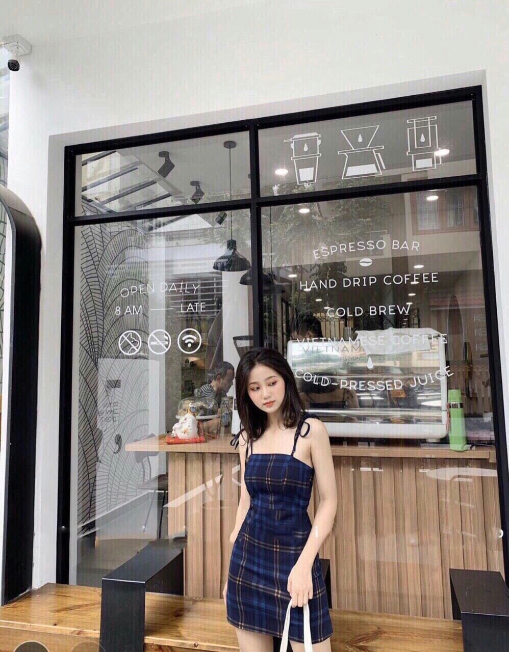 Đầm caro 2 dây cột nơ vai