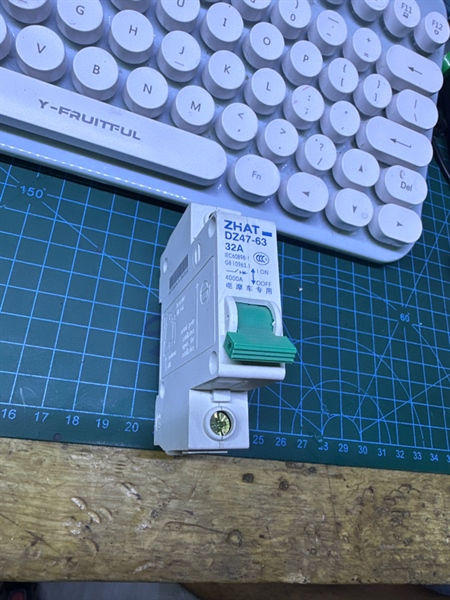 CB DC 1 phase 32A 63A 100A
