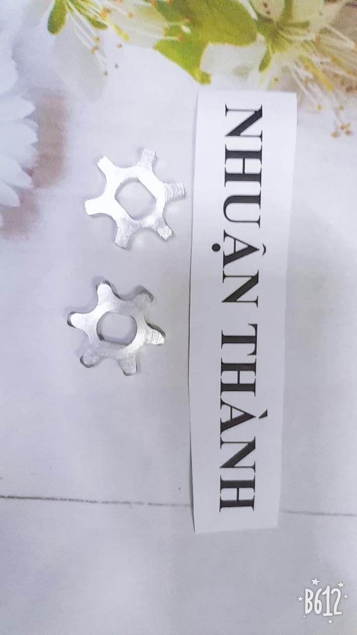Bánh răng (nhông) máy cưa xích điện 5016/6018/405 6 răng (9X12mm)