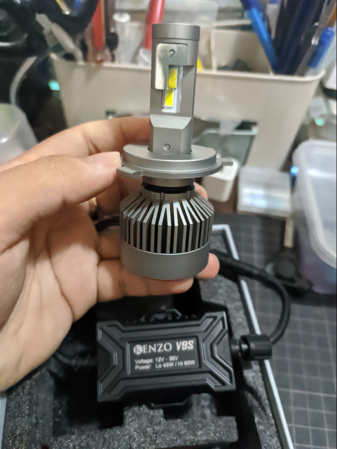 Đèn led kenzo v9s chân h4 - giá 1 bóng
