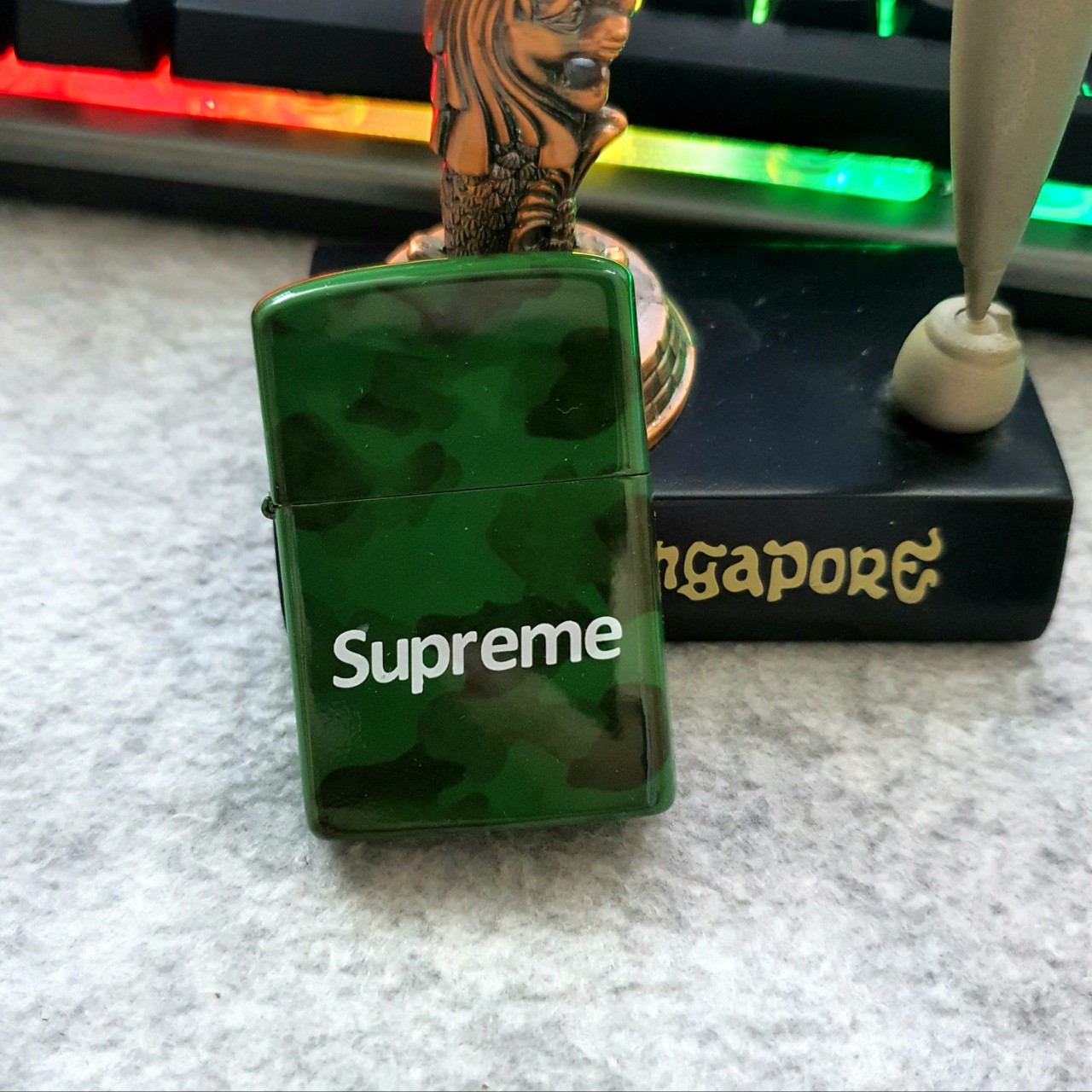 Bật Lửa Zippo Supreme In Logo ( Nhiều Màu ) Hộp Quẹt Thích Hợp Làm Quà Tặng (KHÔNG XĂNG)