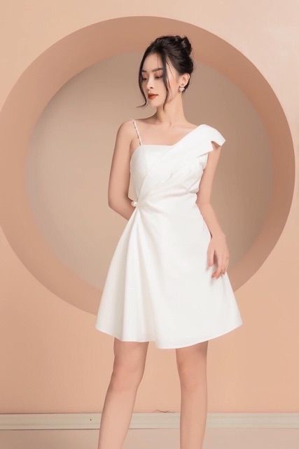 [HCM]Đầm lệch vai đính cườm nữ tính