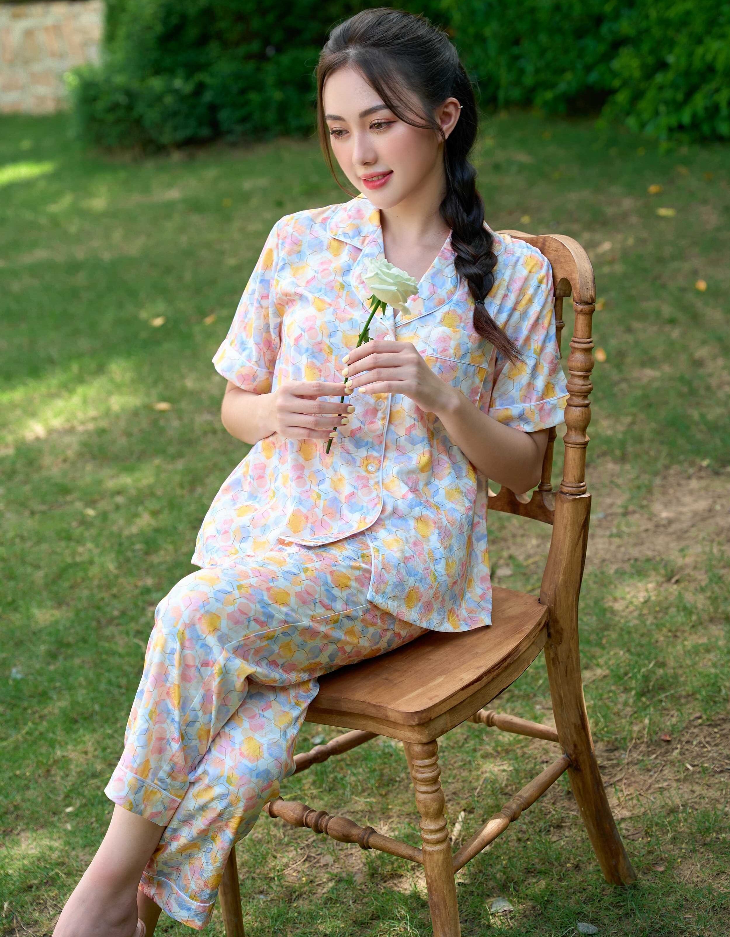 VIBES Bộ Pijama dài lụa gấm cao cấp Hexa Long Py Set