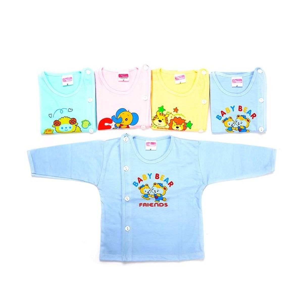 Combo 52 Món Sơ Sinh Chuẩn Bị Cho Mẹ Sinh Em Bé 5 Áo 5 Nón 5 Cặp Bao Tay 5 Cặp Bao Chân 2 Khăn Tắm 20 Khăn Sữa 5 Tã Dán 5 Tã Lót