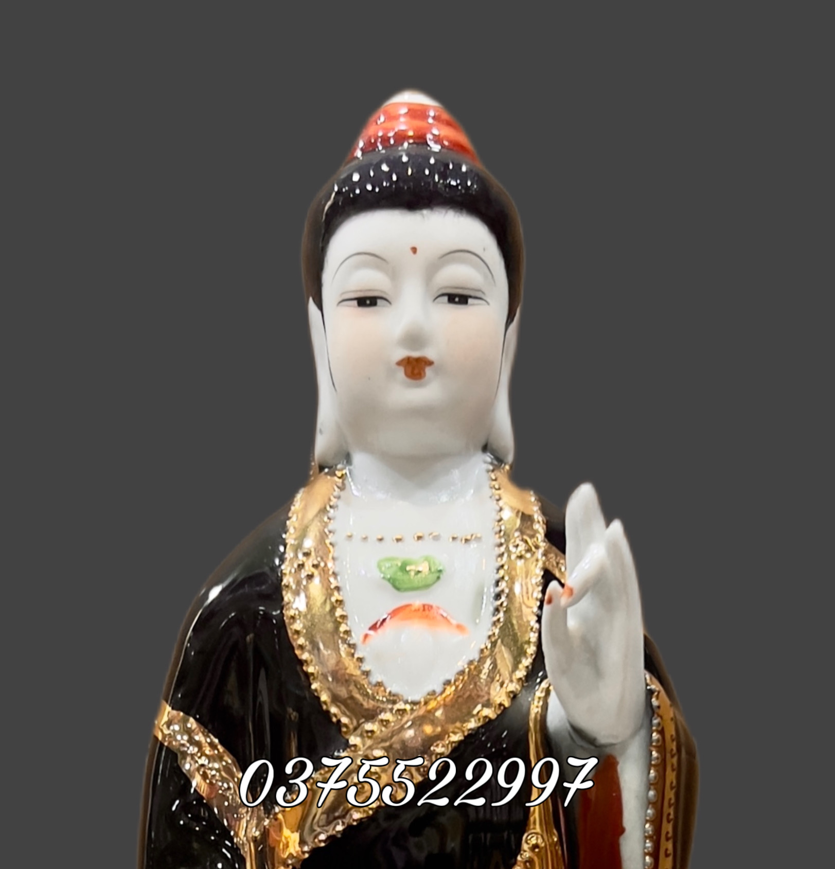 Tôn tượng Mẹ Địa Mẫu