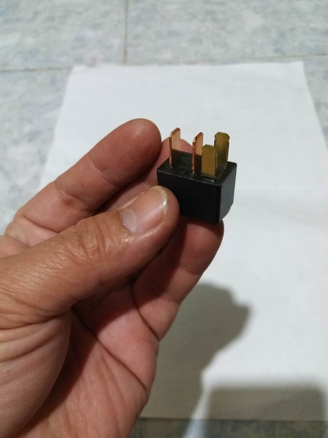 [HCM]Rờ le OMRON 4 chân- RELAY 4 chân 12V OMRON ( Hàng 100% mới )