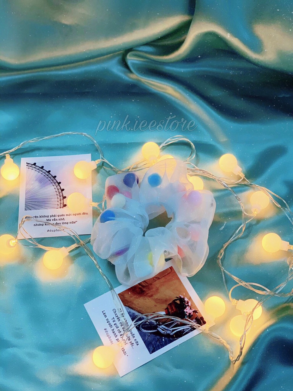 [HCM]SCRUNCHIES POMPOM TRẮNG TRONG - CỘT TÓC HOTTREND