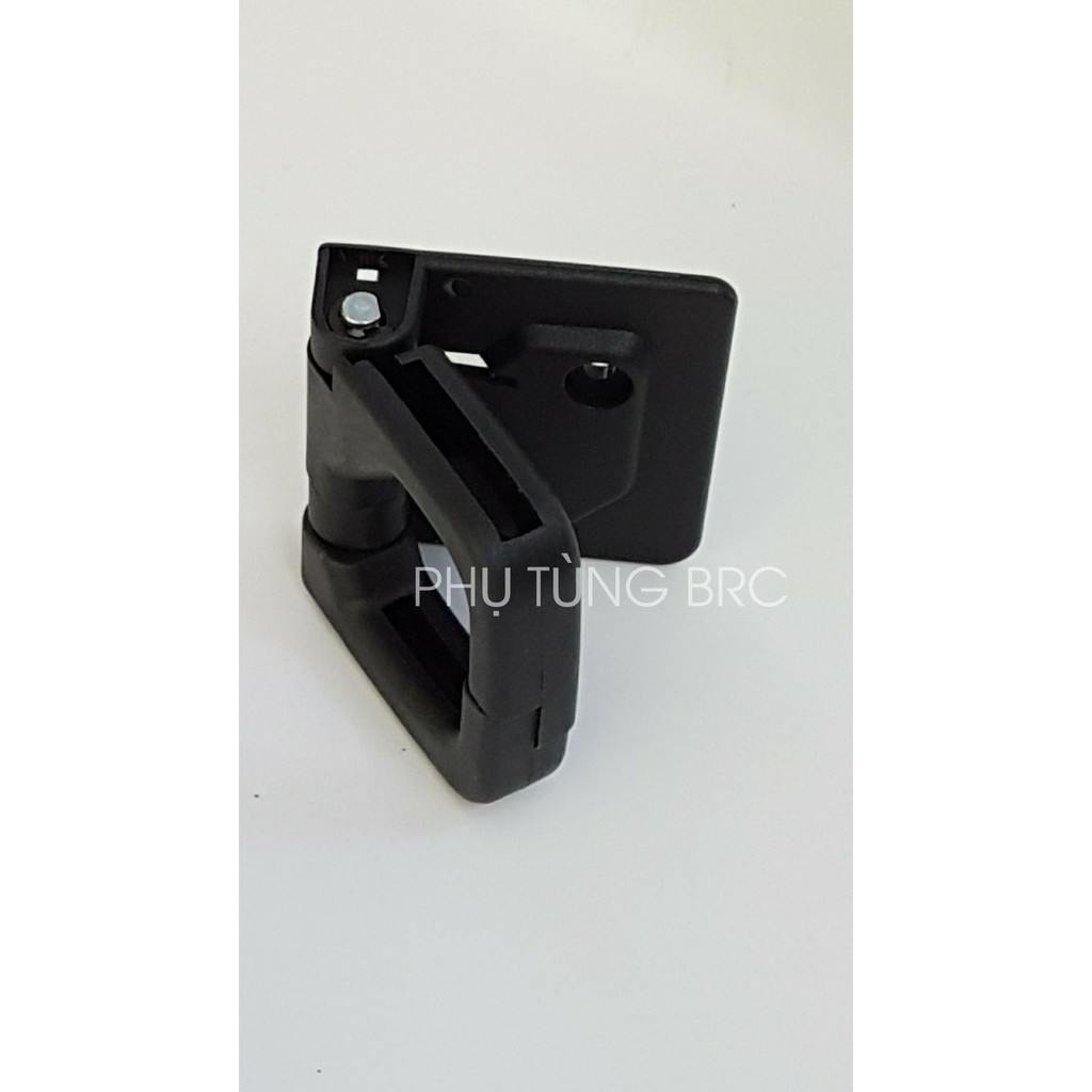 Móc treo đồ xe SH, Dylan ( SL: 1 cái móc bằng nhựa )