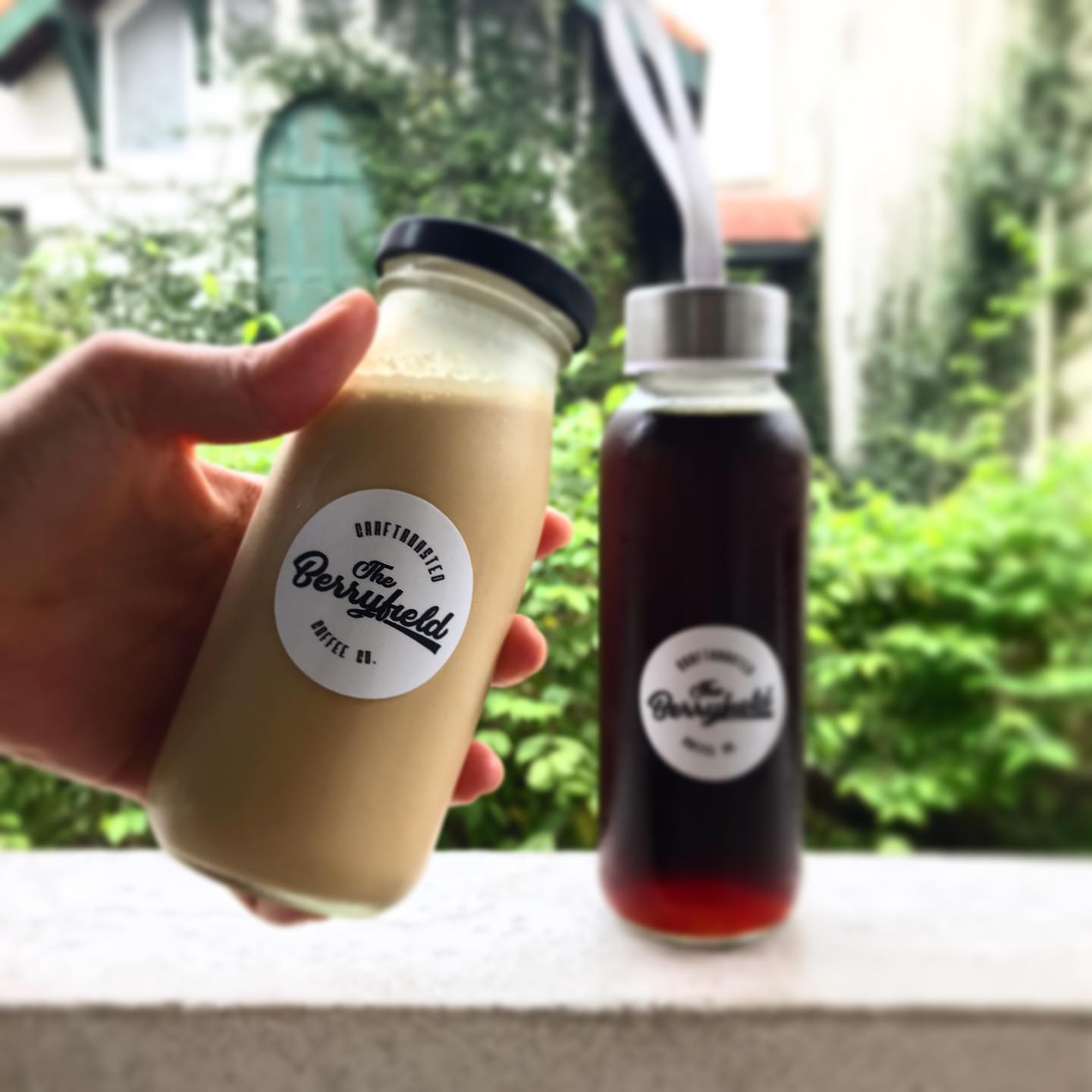 CHAI THỦY TINH ĐỰNG SỮA 250ML NẮP THIẾC