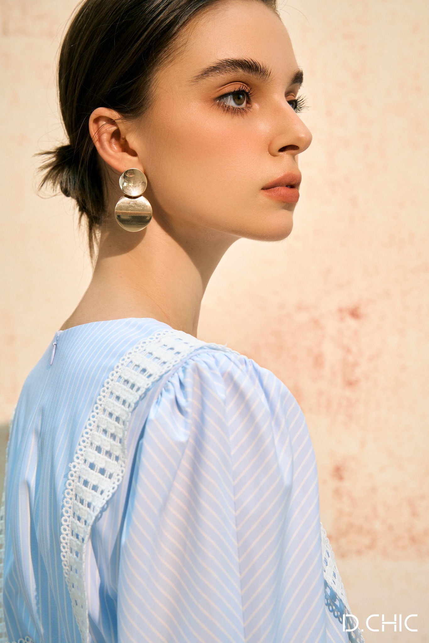 D.CHIC Váy cổ V tay lỡ phối ren MS: 2813446