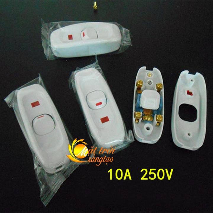 Bộ 5 công tắc quả nhót có đèn báo trạng thái MTST mầu Trắng