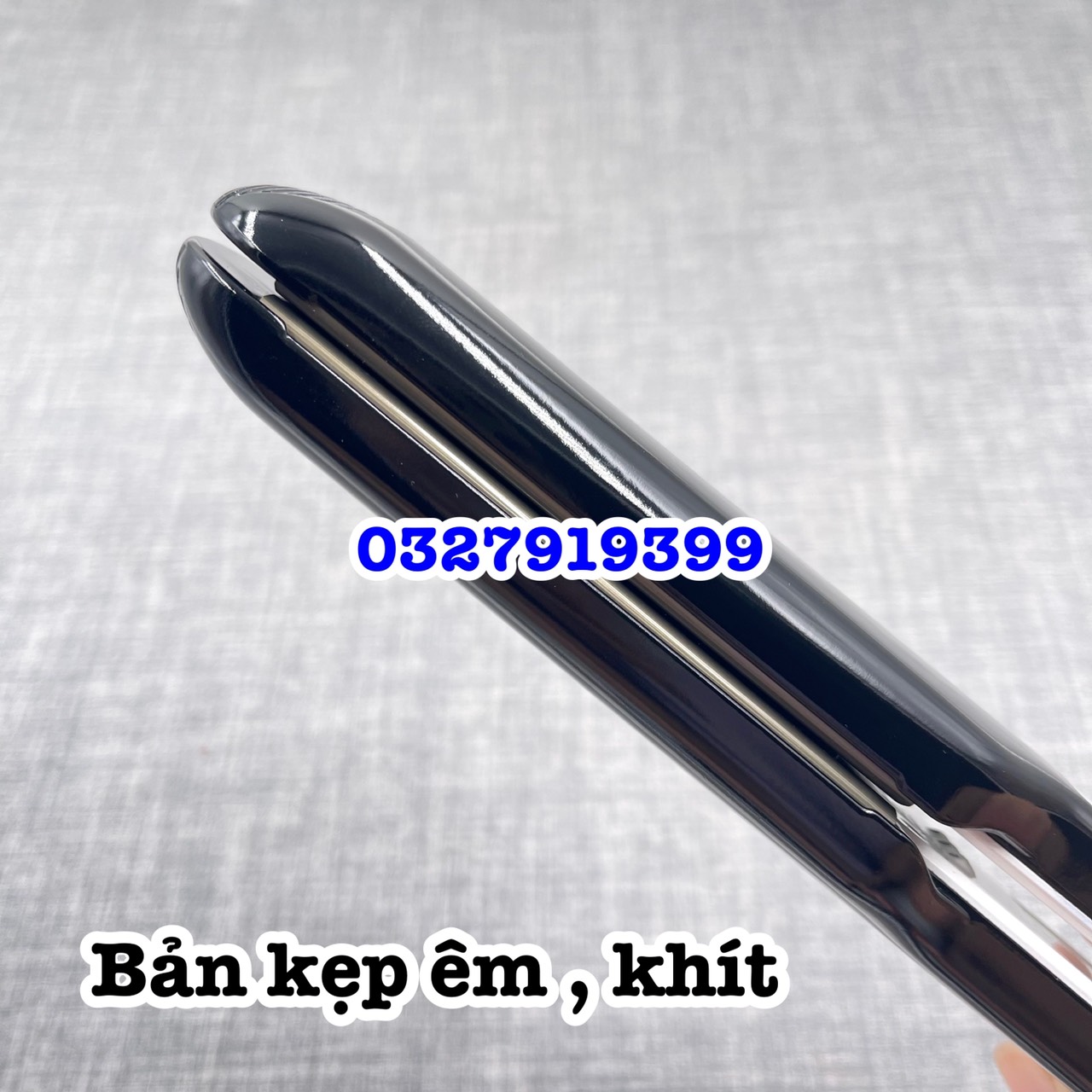 Barber Well Máy Duỗi Tóc Cao Cấp 501 Bản Lớn Chuyên Nghiệp Với Bề Mặt Ceramic Cực Êm & Màn Hình LCD Hiển Thị Nhiệt Độ An Toàn Và Hiệu Quả