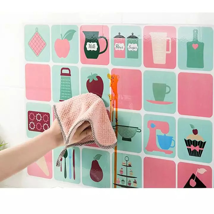 Miếng dán tường, giấy dán bếp cách nhiệt cao cấp (75x45)