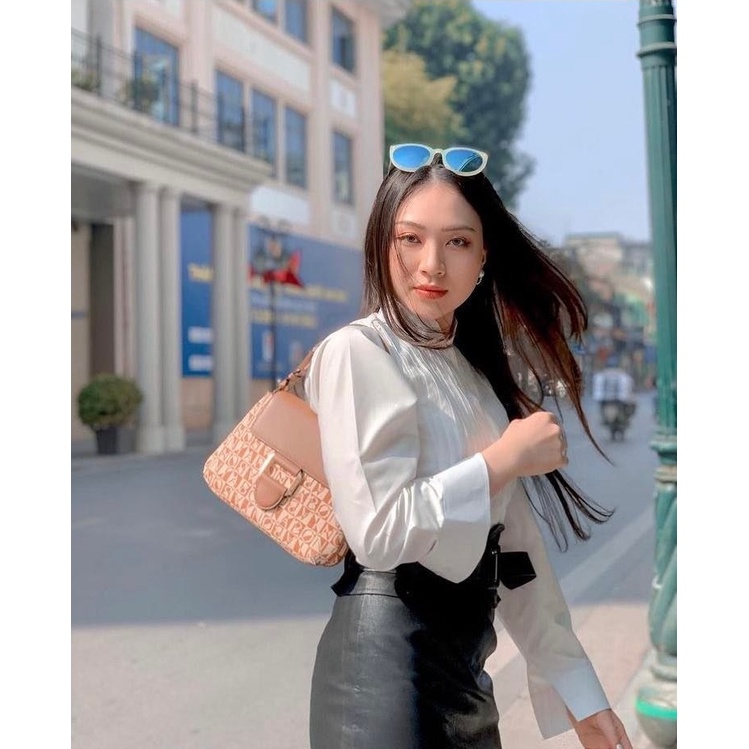 Kate White Shirt - Áo sơ mi xếp ly cổ trụ