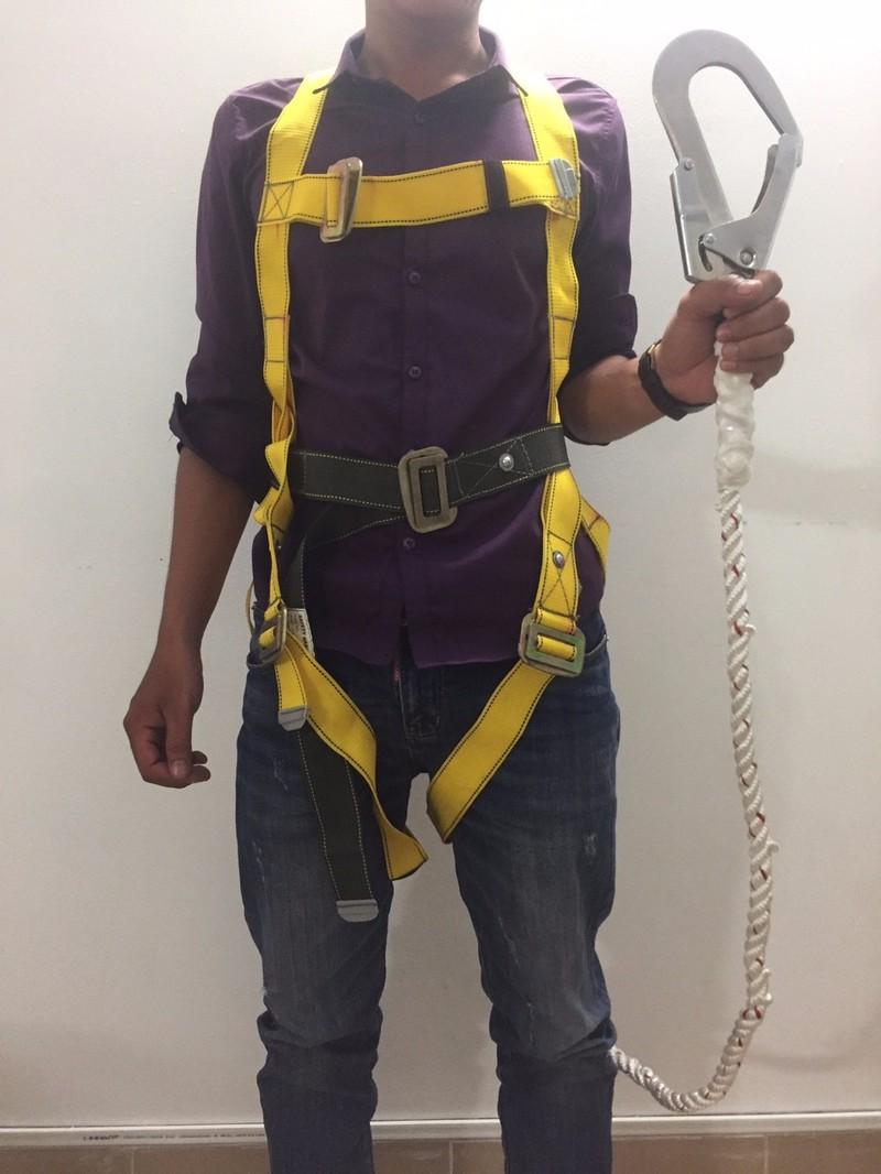 Dây đai an toàn toàn thân 1 móc lớn D06