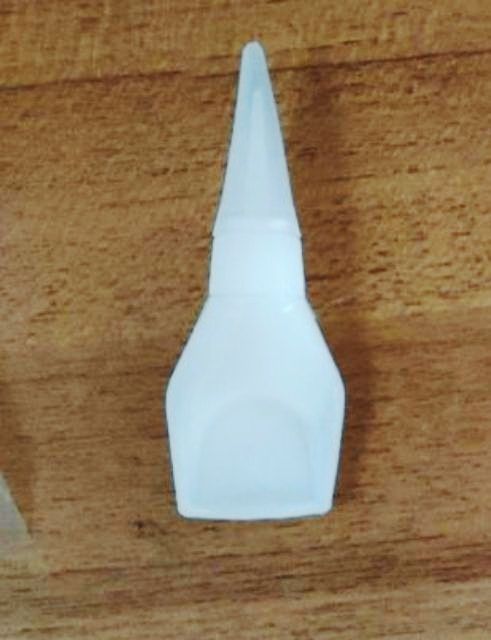 Keo dán sắt chai nhỏ tiện dụng