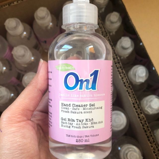 Gel rửa tay kho Lix On1 250ml