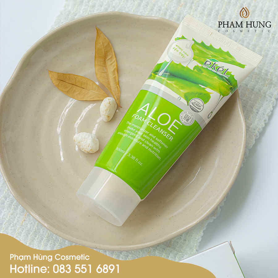 [HCM]Sữa rửa mặt Nha đam Ekel - Ekel Aloe Foam Cleanser 100ml