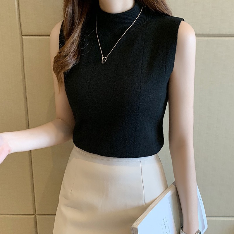 Áo len cổ cao sát nách