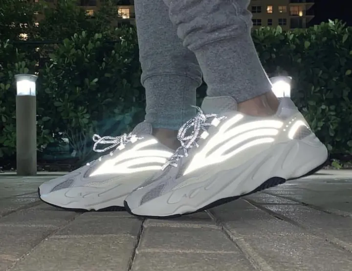 yeezy 700 lazada